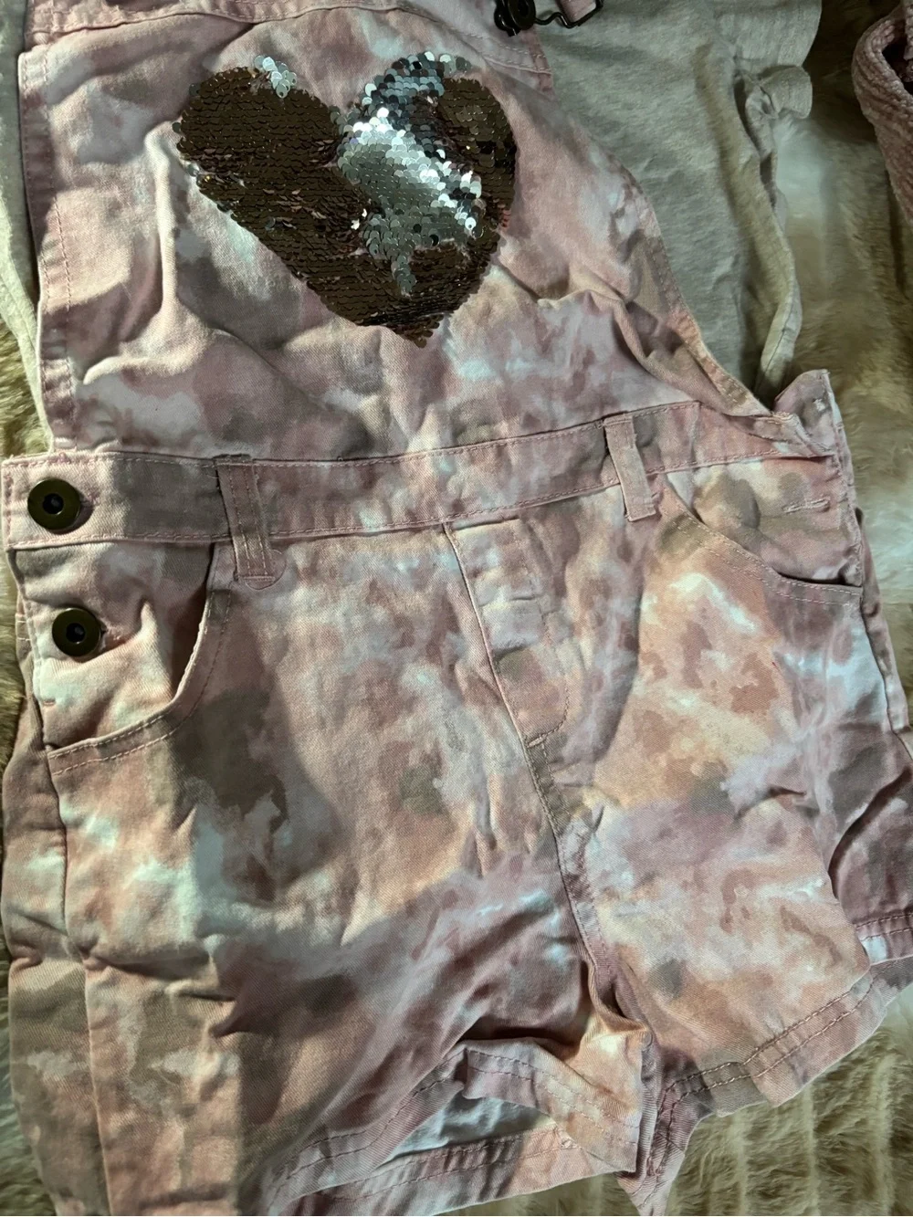 btween Pink Chenille Knit Top Sweater Tan T Shirt Tie-Dye Overalls Shorts Girls - Picture 5 of 9